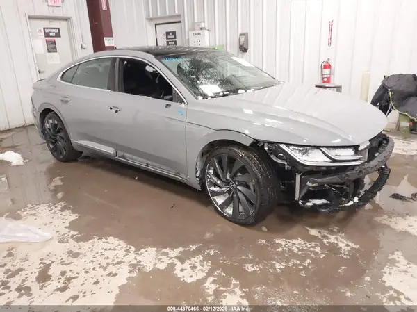 WVWAR7AN0PE014538 2023 VOLKSWAGEN ARTEON - Image 1