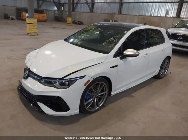 WVWEB7CD9RW226765 2024 VOLKSWAGEN GOLF - Image 2