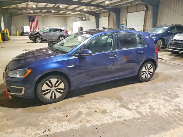 WVWKP7AU3GW900896 2016 VOLKSWAGEN GOLF - Image 1