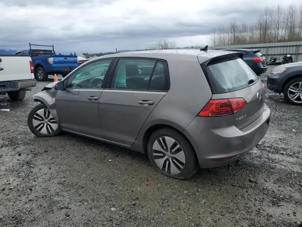 WVWKP7AU3GW912885 2016 VOLKSWAGEN GOLF - Image 2