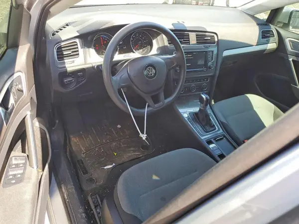 WVWKP7AU4GW915570 2016 VOLKSWAGEN GOLF - Image 8