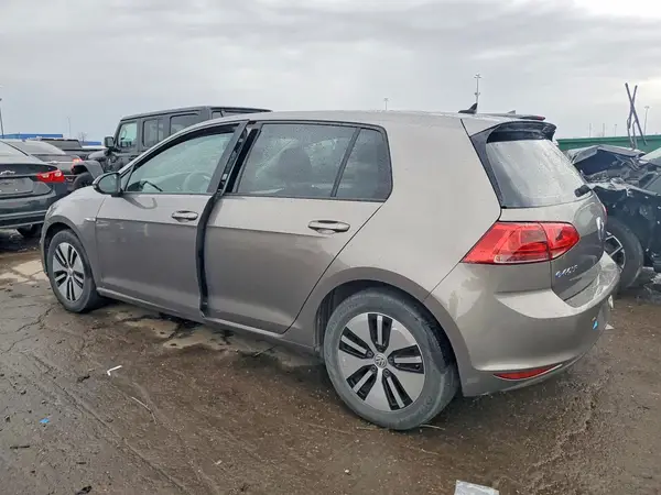 WVWKP7AU5GW912452 2016 VOLKSWAGEN GOLF - Image 2