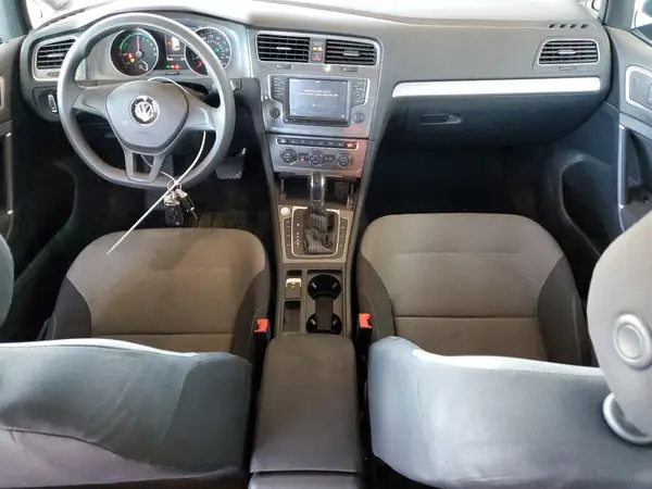 WVWKP7AU6GW916767 2016 VOLKSWAGEN GOLF - Image 8