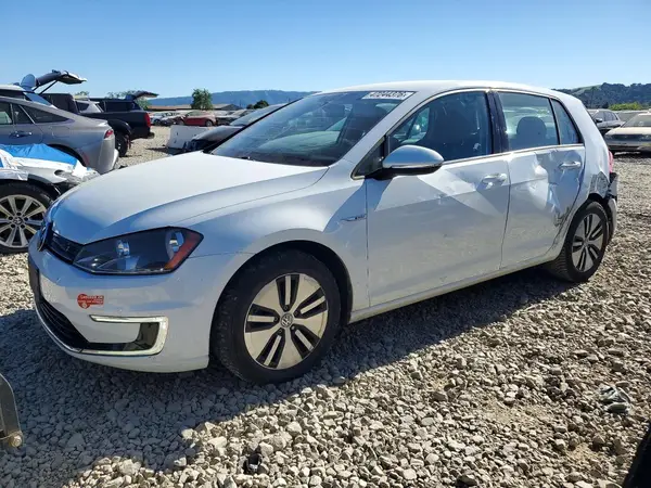 WVWKP7AU9GW903818 2016 VOLKSWAGEN GOLF - Image 1