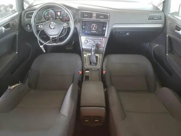 WVWKR7AU0HW953924 2017 VOLKSWAGEN GOLF - Image 8