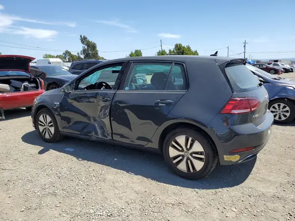 WVWKR7AU0HW954006 2017 VOLKSWAGEN GOLF - Image 2