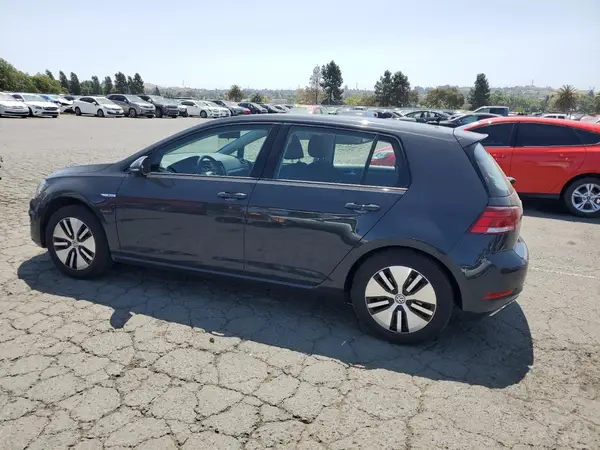 WVWKR7AU7KW917428 2019 VOLKSWAGEN GOLF - Image 2