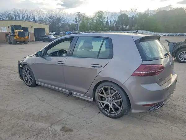 WVWLF7AU6GW143371 2016 VOLKSWAGEN GOLF - Image 2