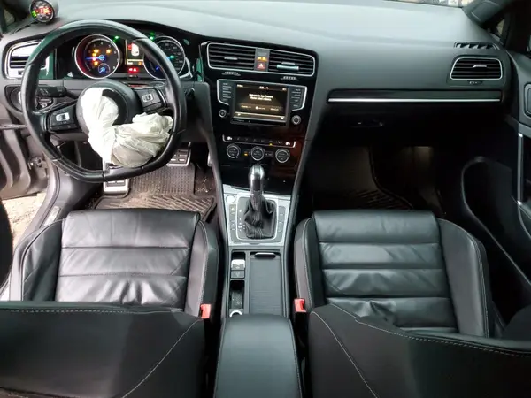 WVWLF7AU7GW157604 2016 VOLKSWAGEN GOLF - Image 8