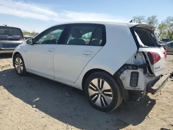 WVWPP7AU4GW900198 2016 VOLKSWAGEN GOLF - Image 2