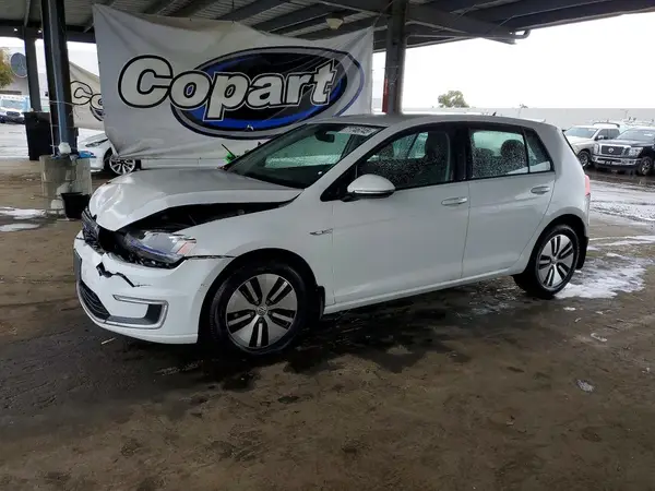 WVWPP7AU7GW915827 2016 VOLKSWAGEN GOLF - Image 1