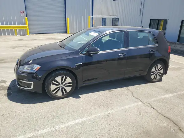 WVWPP7AU9GW917160 2016 VOLKSWAGEN GOLF - Image 1