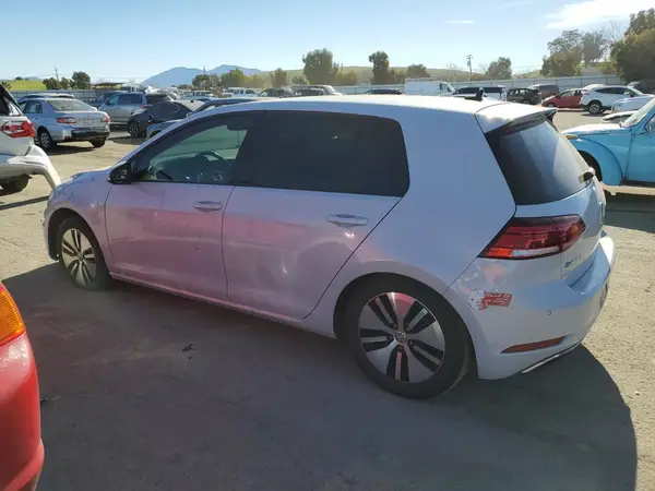 WVWPR7AU8HW950453 2017 VOLKSWAGEN GOLF - Image 2