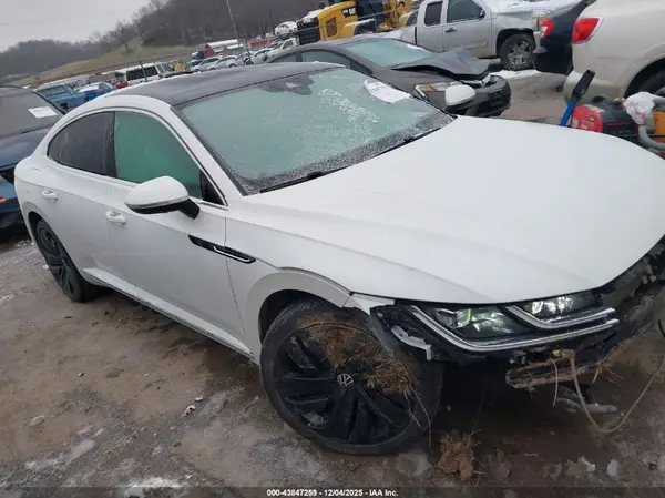 WVWSR7ANXME007158 2021 VOLKSWAGEN ARTEON - Image 1