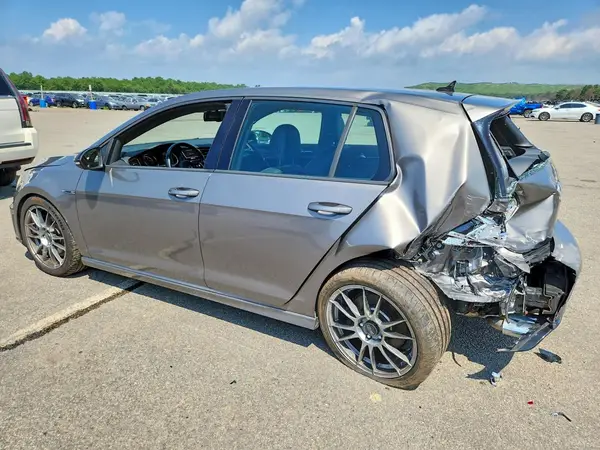 WVWUF7AU1GW282540 2016 VOLKSWAGEN GOLF - Image 2