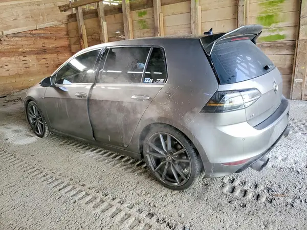 WVWVF7AU2HW032777 2017 VOLKSWAGEN GOLF - Image 2