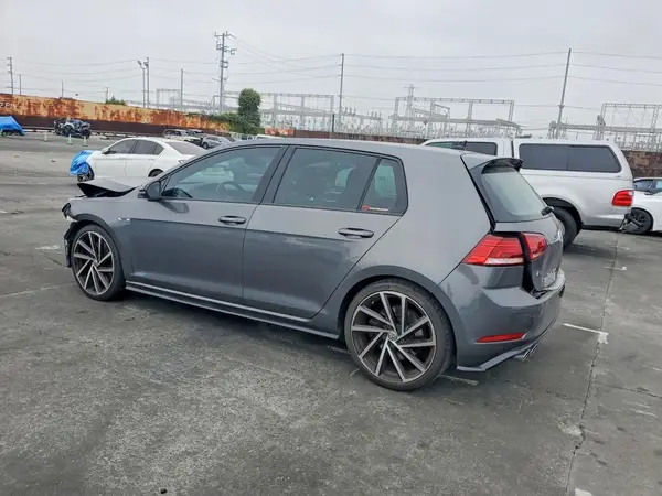 WVWVF7AU2JW067342 2018 VOLKSWAGEN GOLF - Image 2