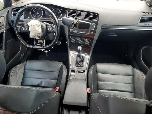 WVWVF7AU7HW152154 2017 VOLKSWAGEN GOLF - Image 8