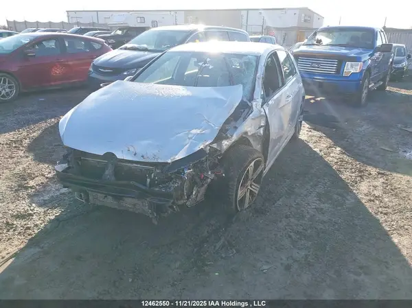WVWVF7AU8HW121754 2017 VOLKSWAGEN GOLF - Image 2
