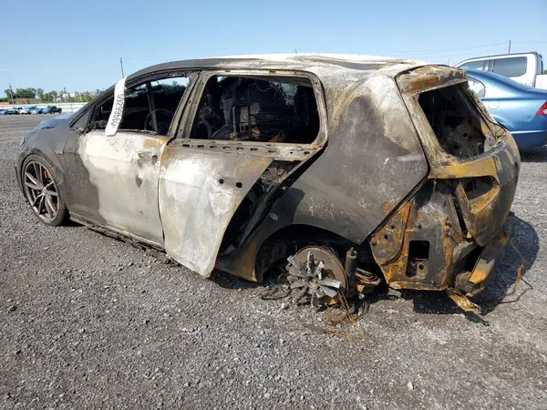 WVWVF7AU9JW221271 2018 VOLKSWAGEN GOLF - Image 2