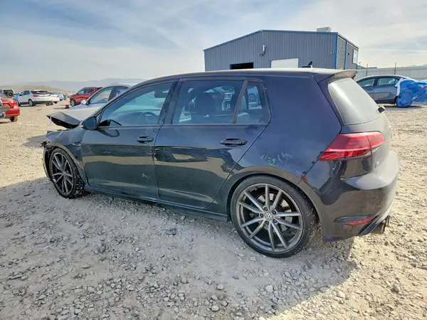 WVWVF7AUXHW092015 2017 VOLKSWAGEN GOLF - Image 2