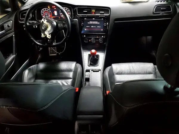 WVWWA7AU9KW228516 2019 VOLKSWAGEN GOLF - Image 8