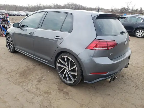 WVWWF7AU0JW087092 2018 VOLKSWAGEN GOLF - Image 2