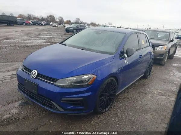 WVWWF7AU0JW182669 2018 VOLKSWAGEN GOLF - Image 2