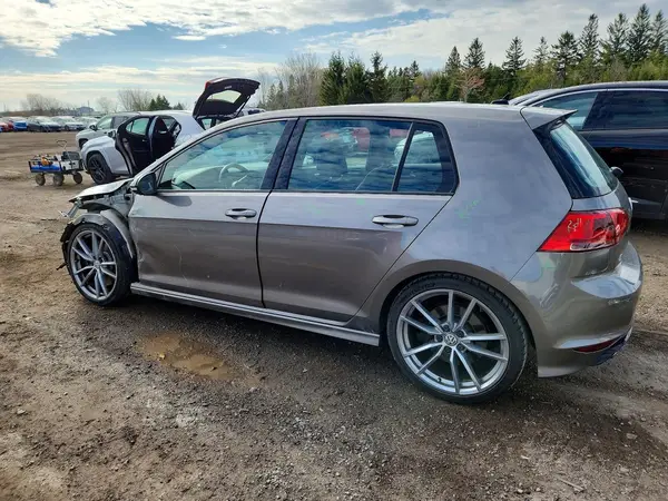 WVWWF7AU7HW191525 2017 VOLKSWAGEN GOLF - Image 2
