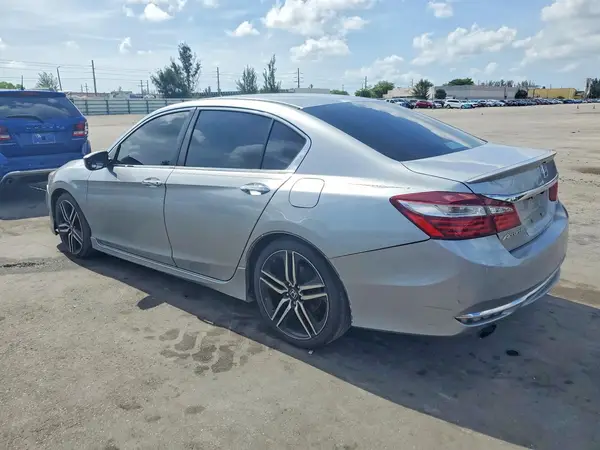 XHGCR2F19HA171691 2017 HONDA ACCORD - Image 2