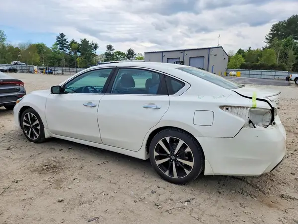 XN4AL3AP8JC106890 2018 NISSAN ALTIMA - Image 2