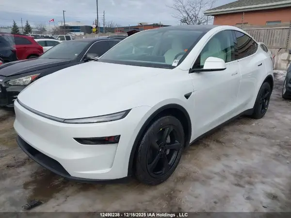 XP7YGDEE0TB759584 2026 TESLA MODEL Y - Image 2