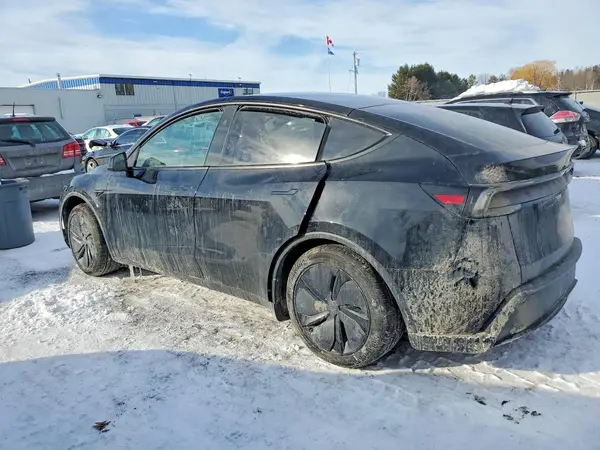 XP7YGDEE1TB709745 2026 TESLA MODEL Y - Image 2