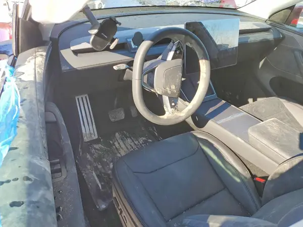 XP7YGDEE6TB771951 2026 TESLA MODEL Y - Image 8