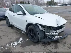XP7YGDEE7TB760490 2026 TESLA MODEL Y