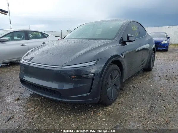 XP7YGDEE8TB732116 2026 TESLA MODEL Y - Image 2