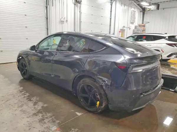 XP7YGDEEXTB712014 2026 TESLA MODEL Y - Image 2