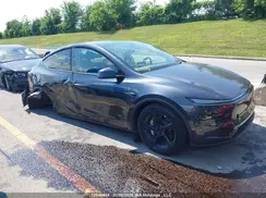 XP7YGDEEXTB757728 2026 TESLA MODEL Y