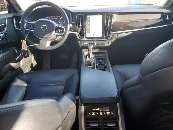 YV1102AK1H1007314 2017 VOLVO S90 - Image 8