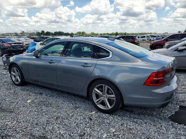 YV1102AK1H1008494 2017 VOLVO S90 - Image 2