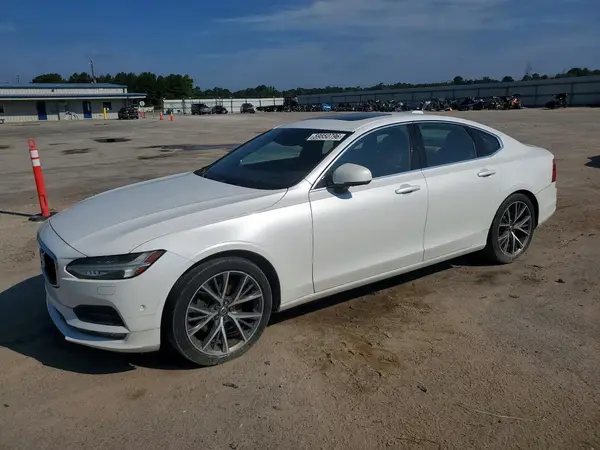 YV1102AK3H1010182 2017 VOLVO S90 - Image 1