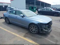 YV1102AK3H1011333 2017 VOLVO S90