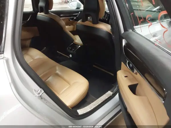 YV1102AK4H1006867 2017 VOLVO S90 - Image 8