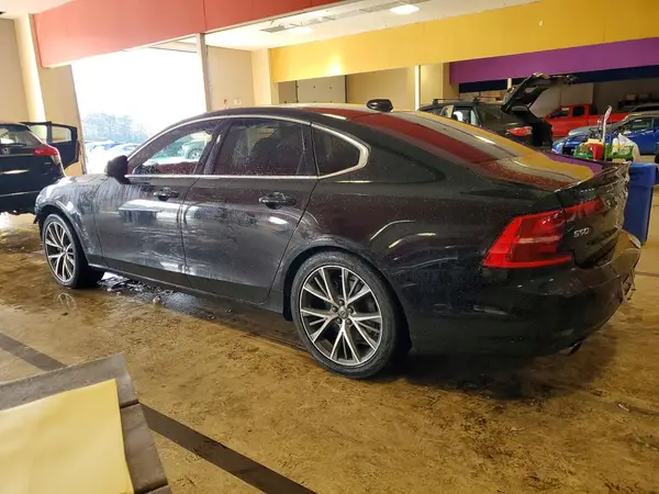 YV1102AK6H1010953 2017 VOLVO S90 - Image 2