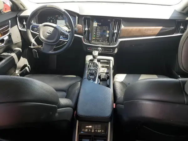 YV1102AK7H1008418 2017 VOLVO S90 - Image 8