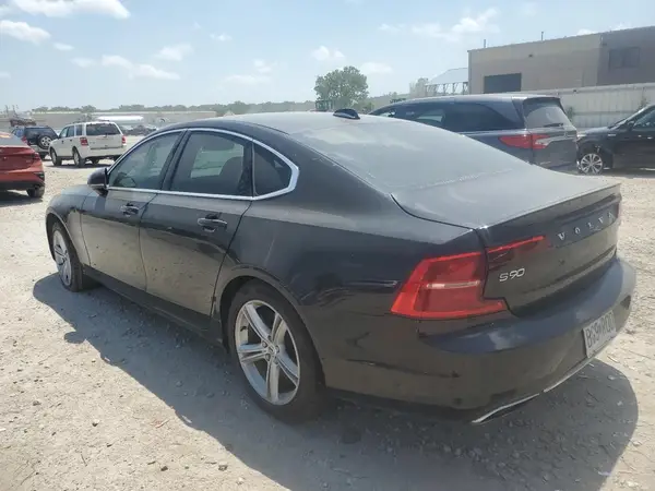 YV1102AK8H1010307 2017 VOLVO S90 - Image 2