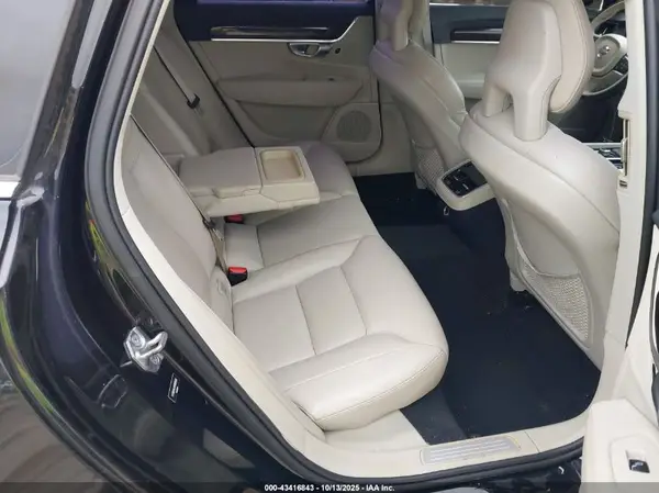 YV1102AK9H1008565 2017 VOLVO S90 - Image 8
