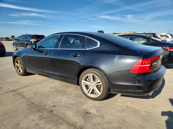 YV1102AKXH1003584 2017 VOLVO S90 - Image 2