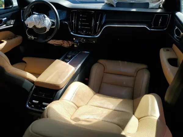 YV1102EL2L2397300 2020 VOLVO V60 - Image 8