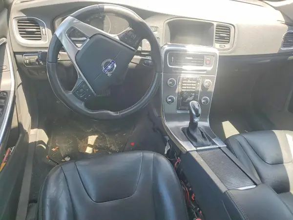 YV126MFJ0G2402530 2016 VOLVO S60 - Image 8